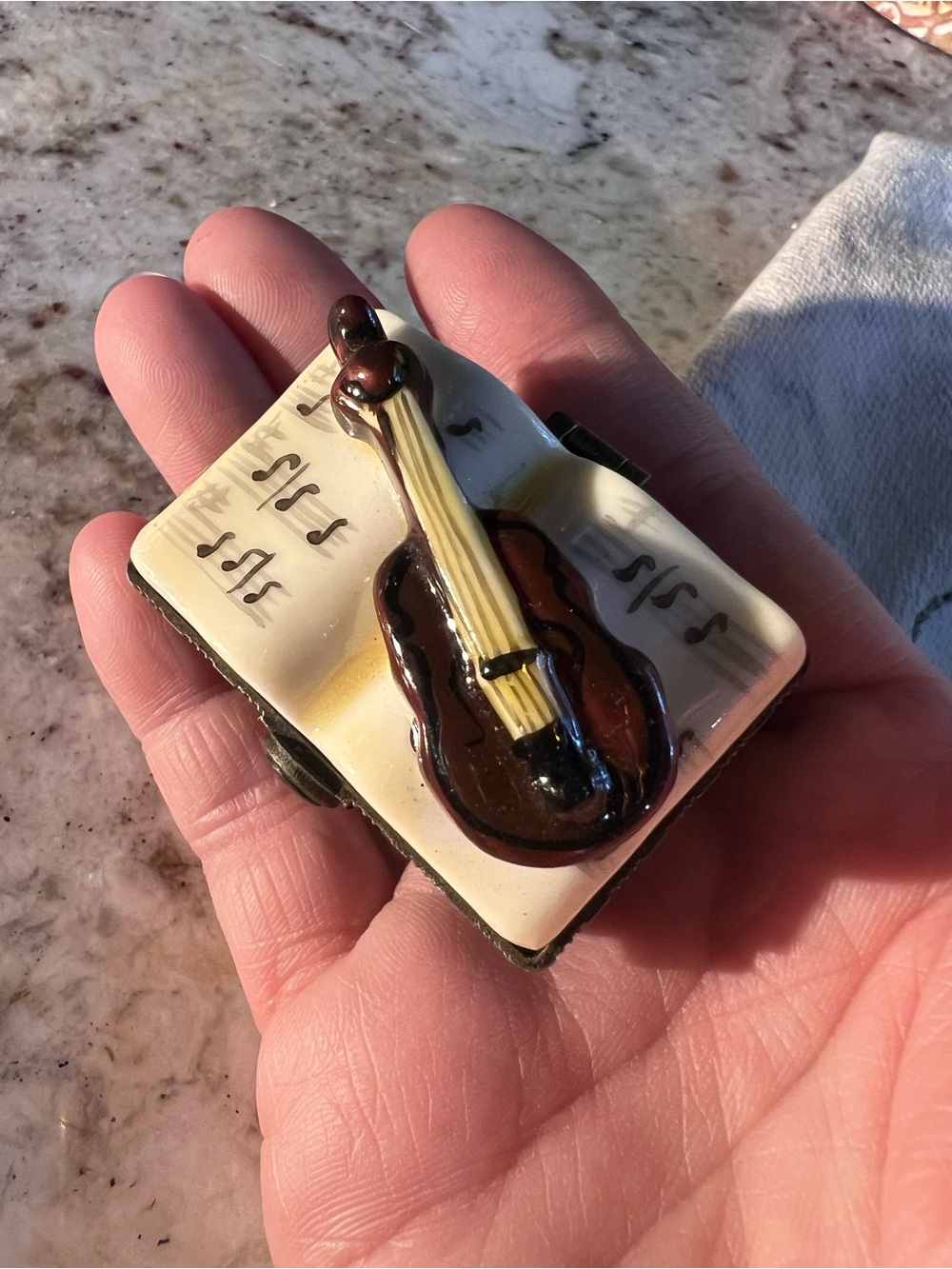 Precious! Vintage Ceramic Violin Accent box